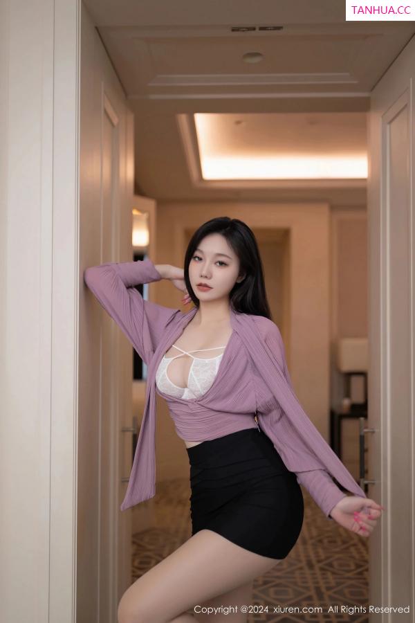 安然Maleah  [XiuRen]高清写真图 2024.04.23 No.8438 安然anran 美腿丝袜第14张图片